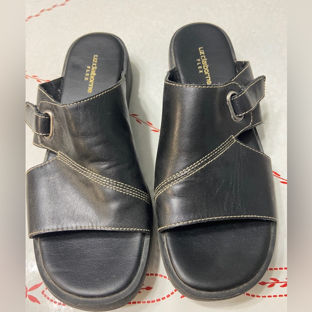 Liz Claiborne Flex Leather Sandals - Chelsey Size 8M Color Black NWOT